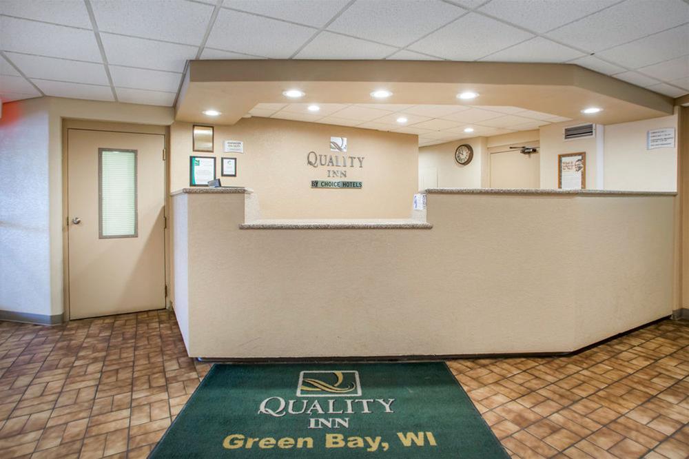 Quality Inn Stadium Area Green Bay Exterior photo