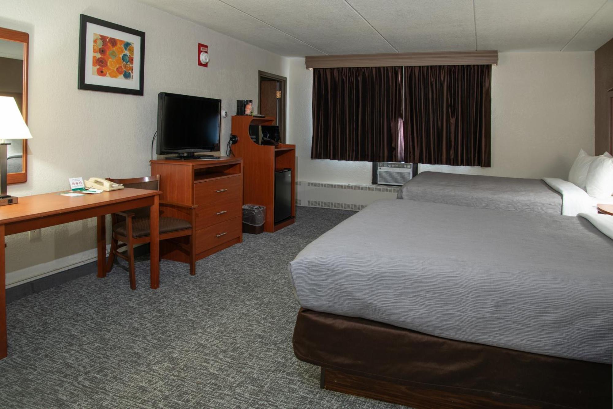 Quality Inn Stadium Area Green Bay Exterior photo